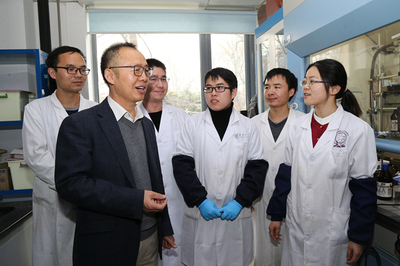 南開(kāi)大學(xué)周其林院士團(tuán)隊(duì)成果斬獲國(guó)家自然科學(xué)獎(jiǎng)一等獎(jiǎng)，彰顯基礎(chǔ)研究原始創(chuàng)新力量